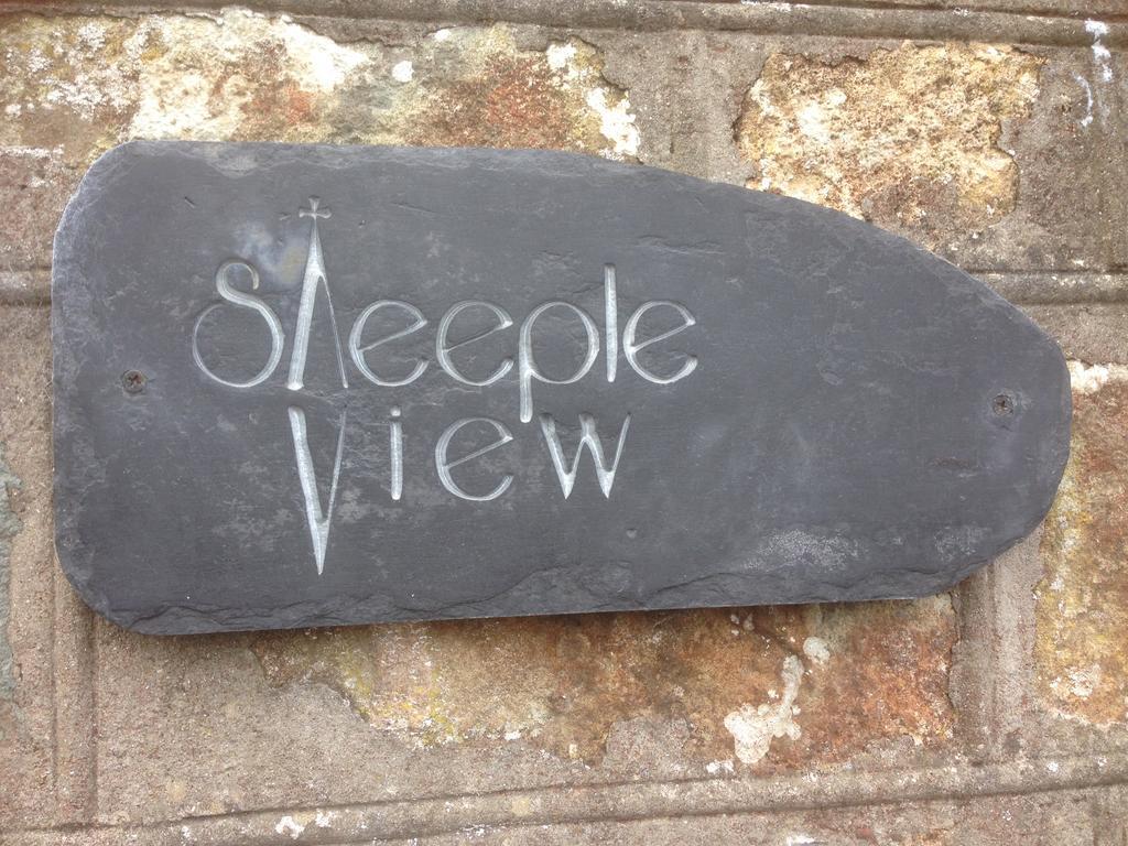 Steeple View Bed & Breakfast Newport  Exterior photo